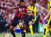 LOL决赛-包含伯恩茅斯客场大胜哈德斯菲尔德，登顶积分榜的词条