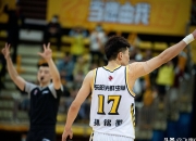 英雄联盟总决赛赛程-包含职业篮球联赛中球员实力显露，技巧高超的词条