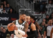 英雄联盟总决赛赛程-雄鹿横扫火箭，克莱统治全场