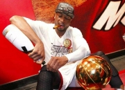 英雄联盟总决赛-包含热火后卫主动请求加练，球队备战雄心勃勃的词条