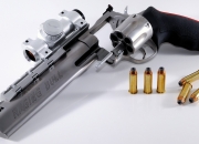 英雄联盟总决赛2025-上帝之眼与精密音符，詹姆斯如暴风席卷，步行者用尖刀收割爵士