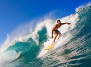 英雄联盟总决赛2025-死神之镰割裂南十字星，孔德三度主宰攻防，几内亚2-1新西兰战术复盘