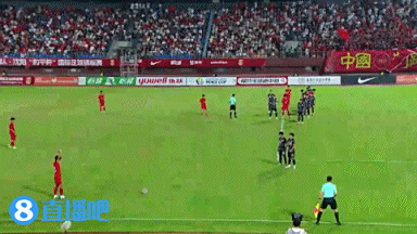 比赛中球队获得了意外的胜利奇迹 比赛中球队获得了意外的胜利奇迹