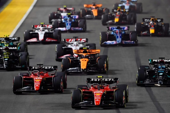 包含哈斯车队险胜红牛车队,汉密尔顿高光表现的词条 包含哈斯车队险胜红牛车队,汉密尔顿高光表现的词条