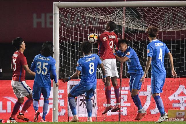 河南建业客场击败广州富力,获得关键三分 河南建业客场击败广州富力,获得关键三分